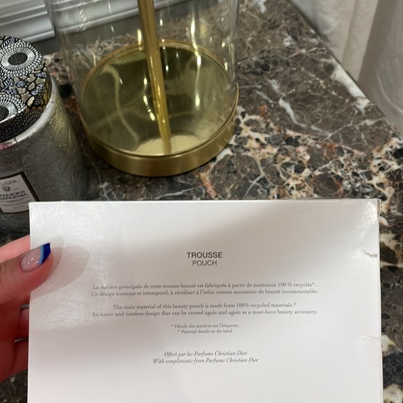 CHRISTIAN DIOR POUCH - Picture 5 of 7